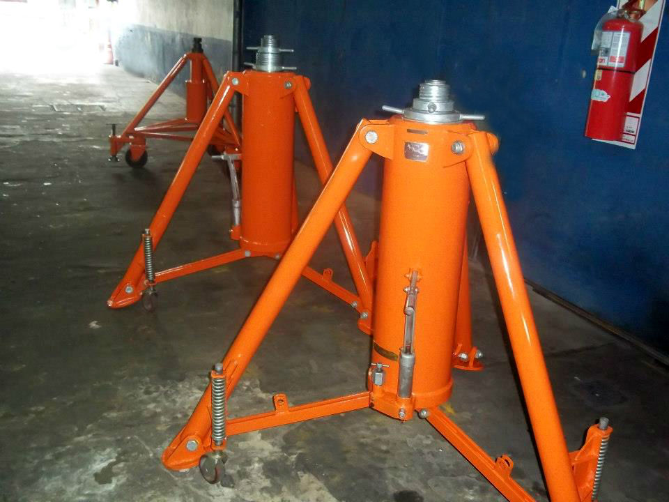 Medios de producción y logística hidráulica